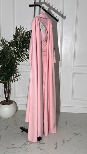 فستان سهرة باربي فاخر بتطريز يدوي مباشر – فخامة تل...