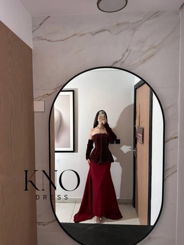 فستان جوخ شتوي بفصوص ولول ولمسة باربي فاخرة