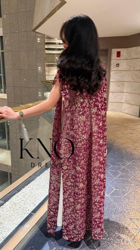 جلابية فاخرة بتطريز ذهبي ولمسة تراثية أنيقة