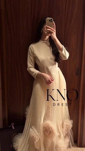 فستان بايري بليسيه فاخر بلمسة ورد ناعمة