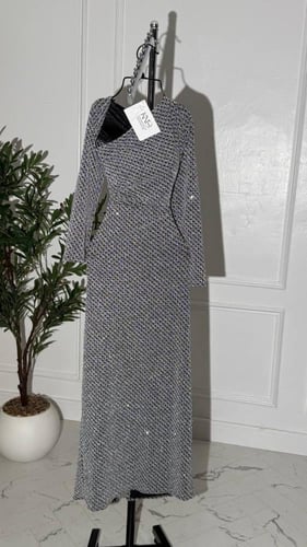 فستان مخصر طويل بقماش الاسترتش