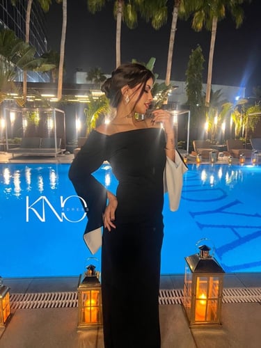 فستان مناير