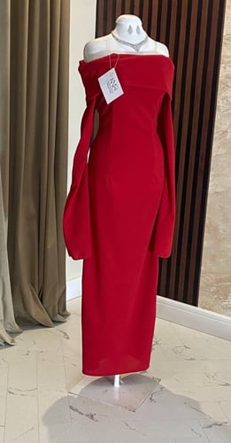 فستان فرح الهادي