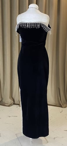 فستان شيلي لون اسود