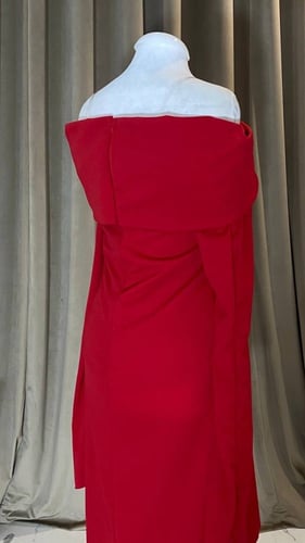 فستان فرح الهادي