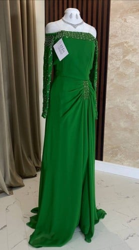 فستان كارمن