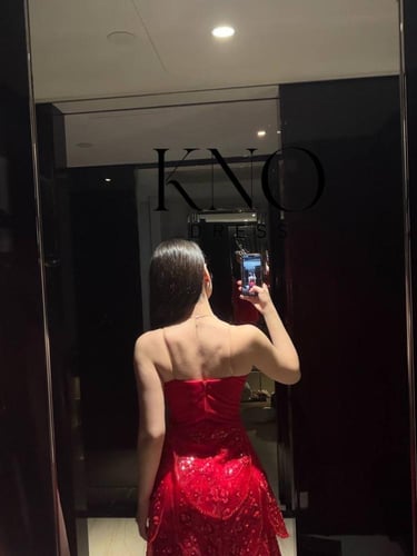 فستان تطريز مع كورسيه وقماش طبقات سهرة من جازار مط...