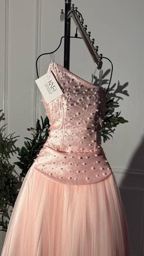 فستان بينك ميكادو لول بتل فاخر أنيق