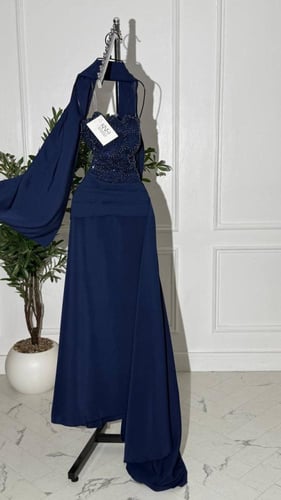 فستان باربي مع لول أنيق بلمعة فاخرة