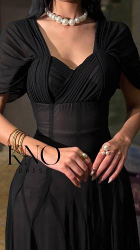 فستان جورجيت مبطن بقصة مكثفة بتصميم أنثوي فاخر