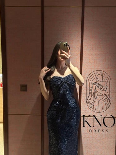 دانتيل فاخر مع كردانة مبطنة وجورجيت كحلي أنيق