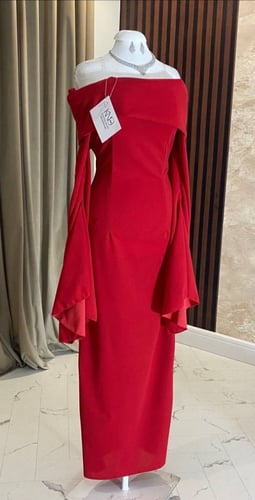 فستان فرح الهادي