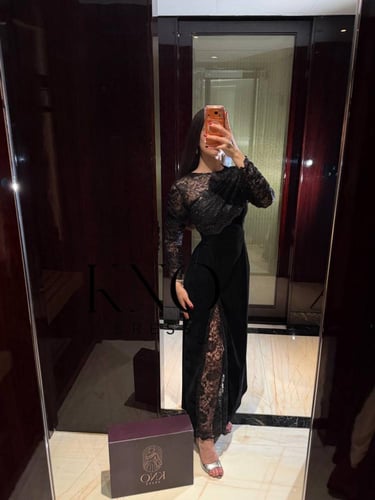 فستان جوخ مع دانتيل لمعة فاخر