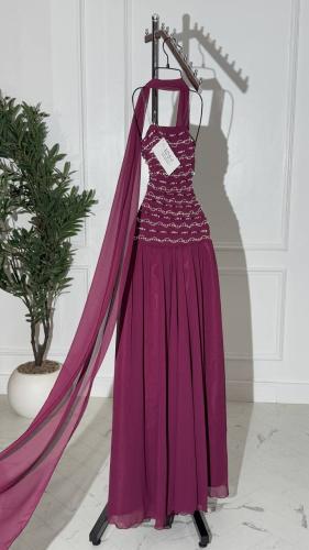 فستان سهره توتي مع شال جورجيت تطريز مباشر