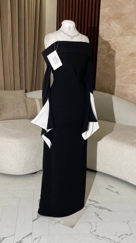 فستان مناير