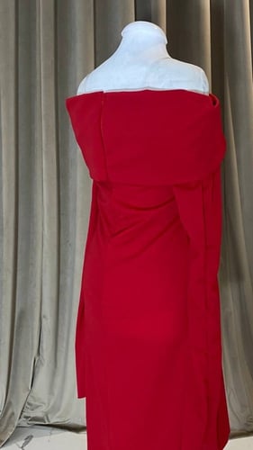 فستان فرح الهادي