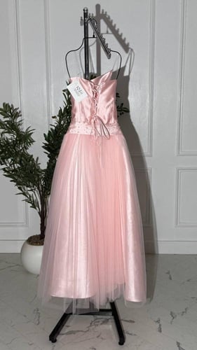 فستان بينك ميكادو لول بتل فاخر أنيق