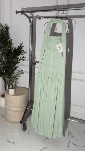 فستان أبرار