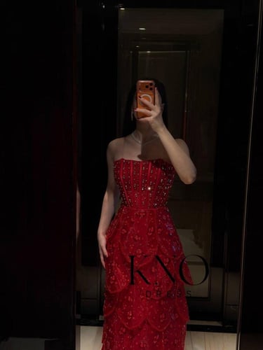 فستان تطريز مع كورسيه وقماش طبقات سهرة من جازار مط...