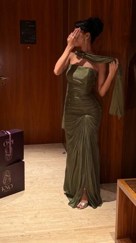 فستان كرنكل فاخر بلمسة أنيقة، فنشنق عالي وجودة ممت...