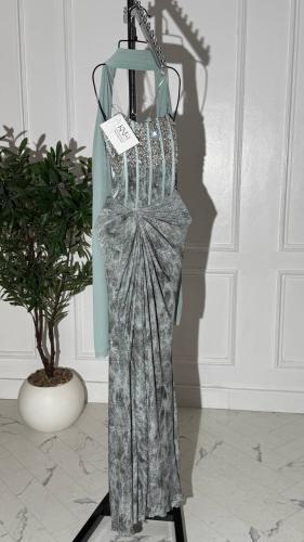 فستان تيفاني لماع طويل بخامة استرتش