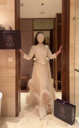 فستان بايري بليسيه فاخر بلمسة ورد ناعمة