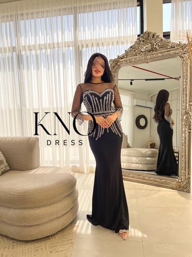 فستان سهرة اسود بكم حيران