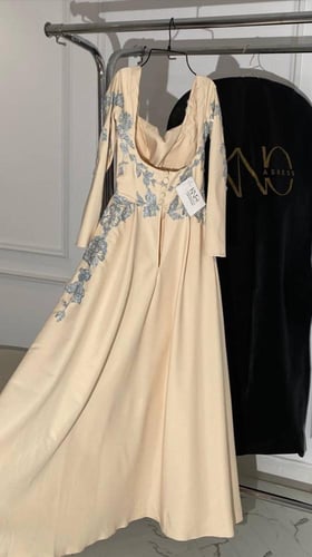 فستان ميراس