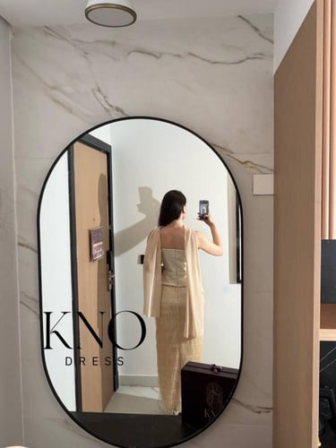 فستان سهرة جاكار بتطريز يدوي وهدب فاخر