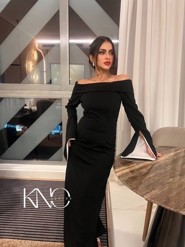 فستان مناير