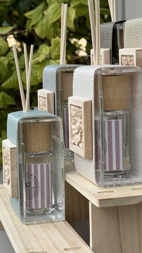 فواحة الاكريليك