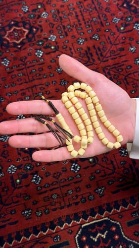 تراب كهرمان