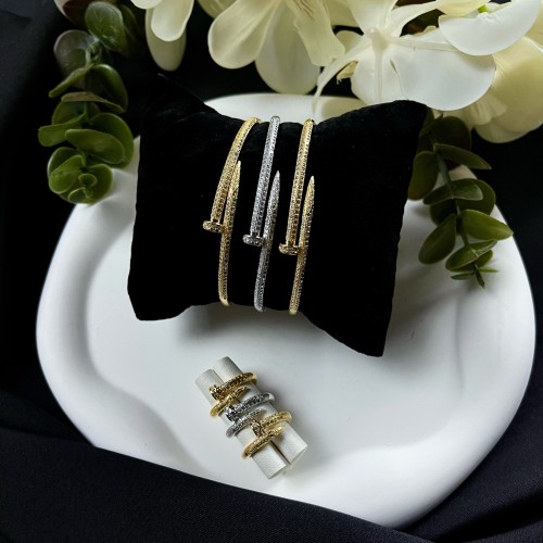 مجموعة أساور، خواتم (cartier)