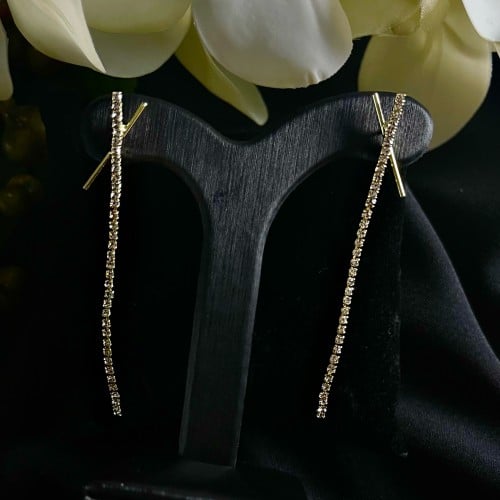 حلق ذهبي ناعم طويل