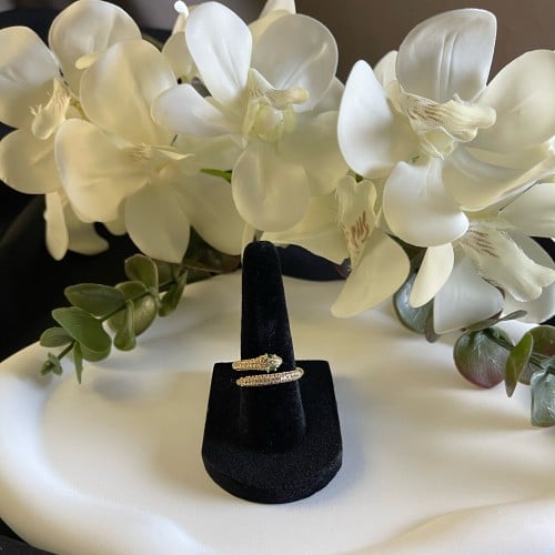 خاتم ذهبي تصميم ( Cartier )