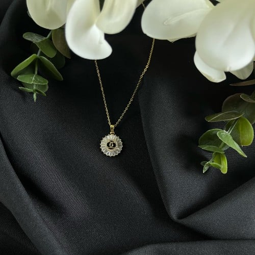 سلسال ذهبي مرصع بالزركون