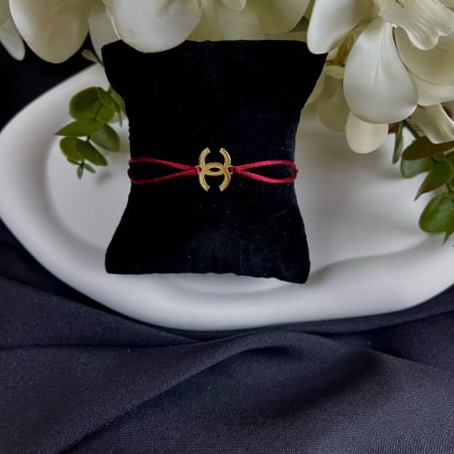 إسوارة CHANEL (خيط أحمر )
