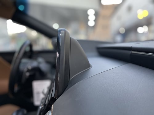 شاشة لكسز ES300 2023