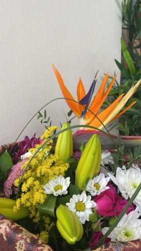 بوكيه ورد بالشال الكشميري