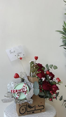 سلّة ورد فاخره مع شوكليت