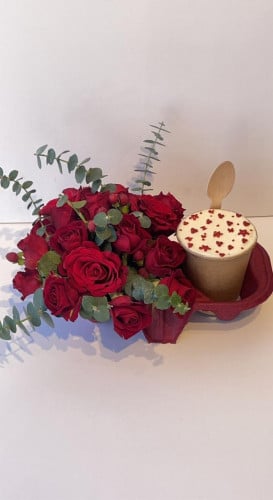 ورد مع كيك كوري