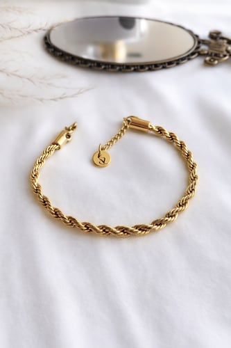 اسوارة The Rope