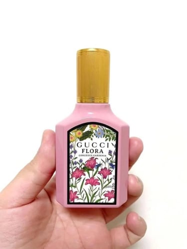 بوكس قوتشي فلورا