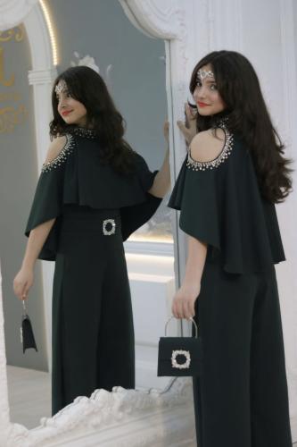 جمبسوت أخضر غامق