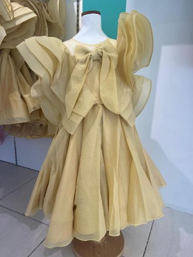 فستان بناتي