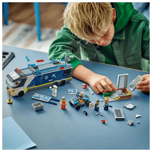 ليغو - مجموعة تركيب شاحنة مختبر الجرائم - المتنقل...