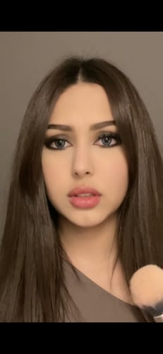عدسات روسي ازرق زينة