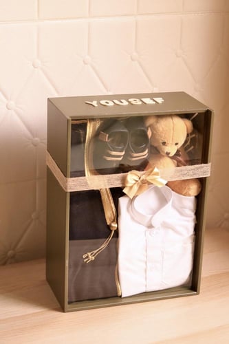 بوكس الاكريلك ( ثوب وبشت )