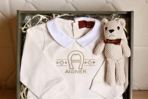 بوكس إكريلك ( اقنر Aigner )