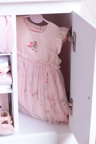 دولاب بناتي